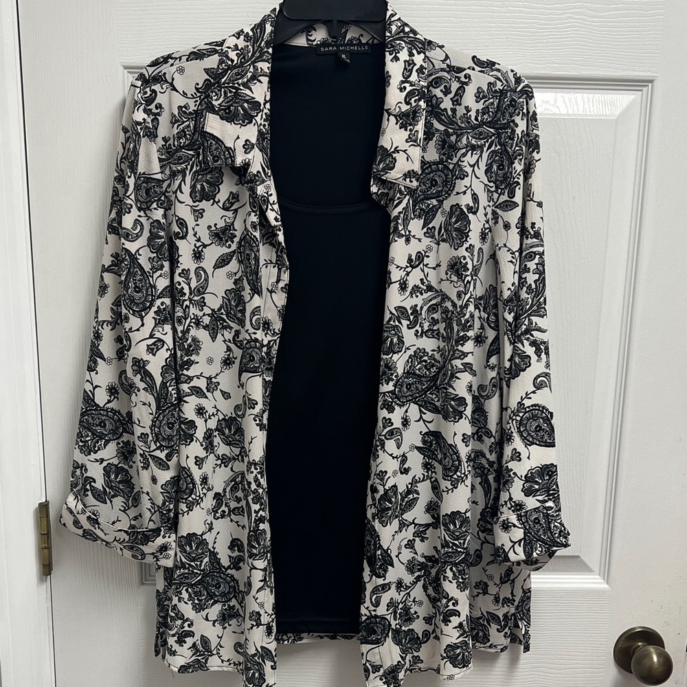 Black and White Floral Blouse XL
